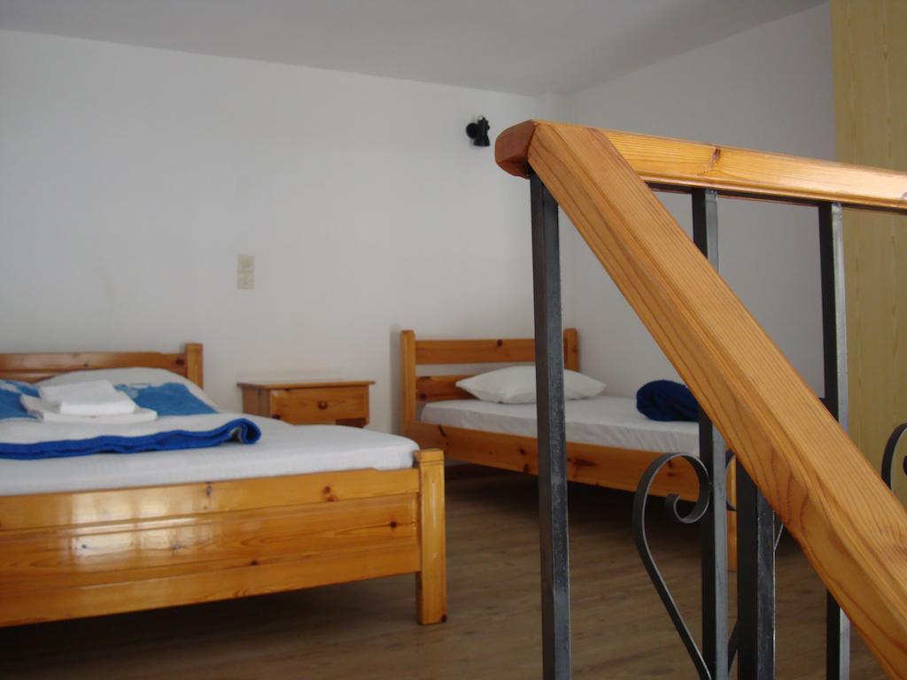 Artemis Studios Agia Roumeli Room photo